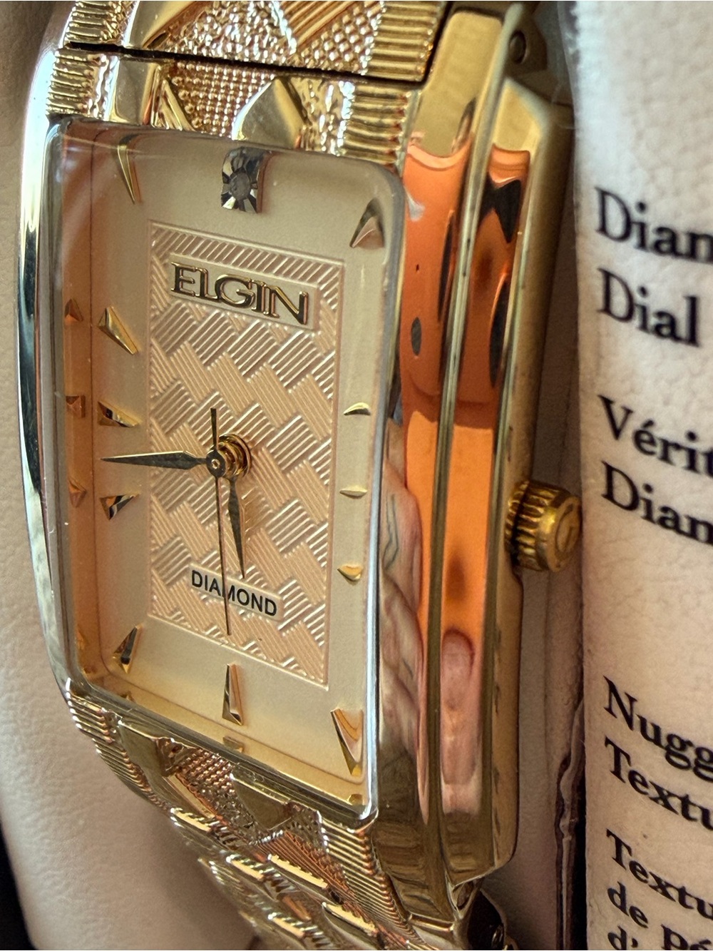 New! Elgin Gold Tone 28mm Diamond Dial Rectangular Men’s Watch - Picture 6 of 6